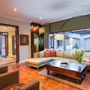 manor-38.port-elizabeth-hotel.com/